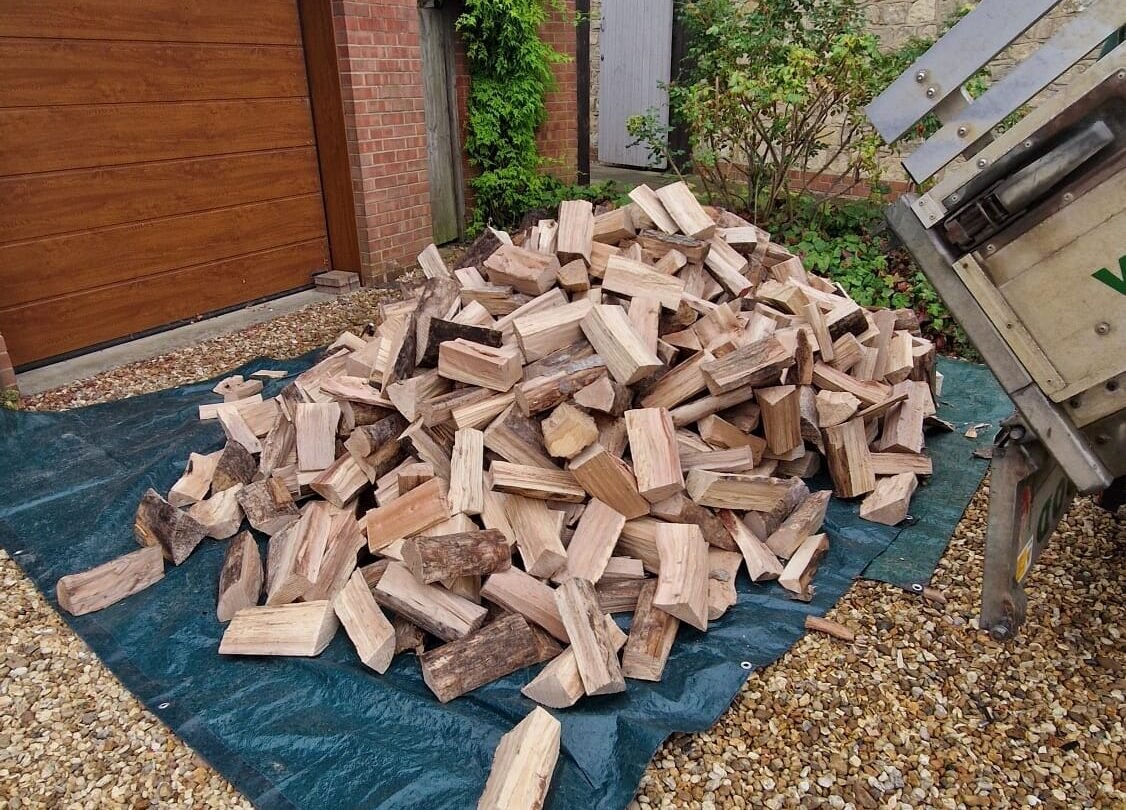 2 Cubic Metres Kiln Dried Logs - Image 3